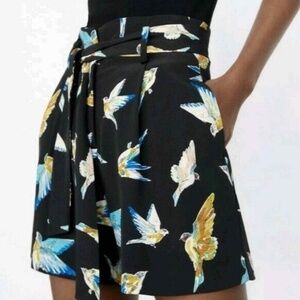 Zara black with blue and yellow birds high rise paperbag shorts NWT